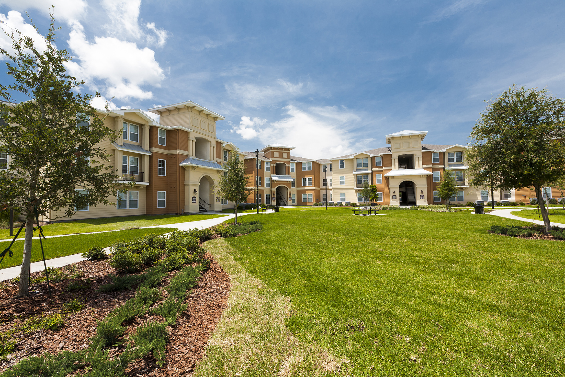 River Ridge Apartments Custom Page